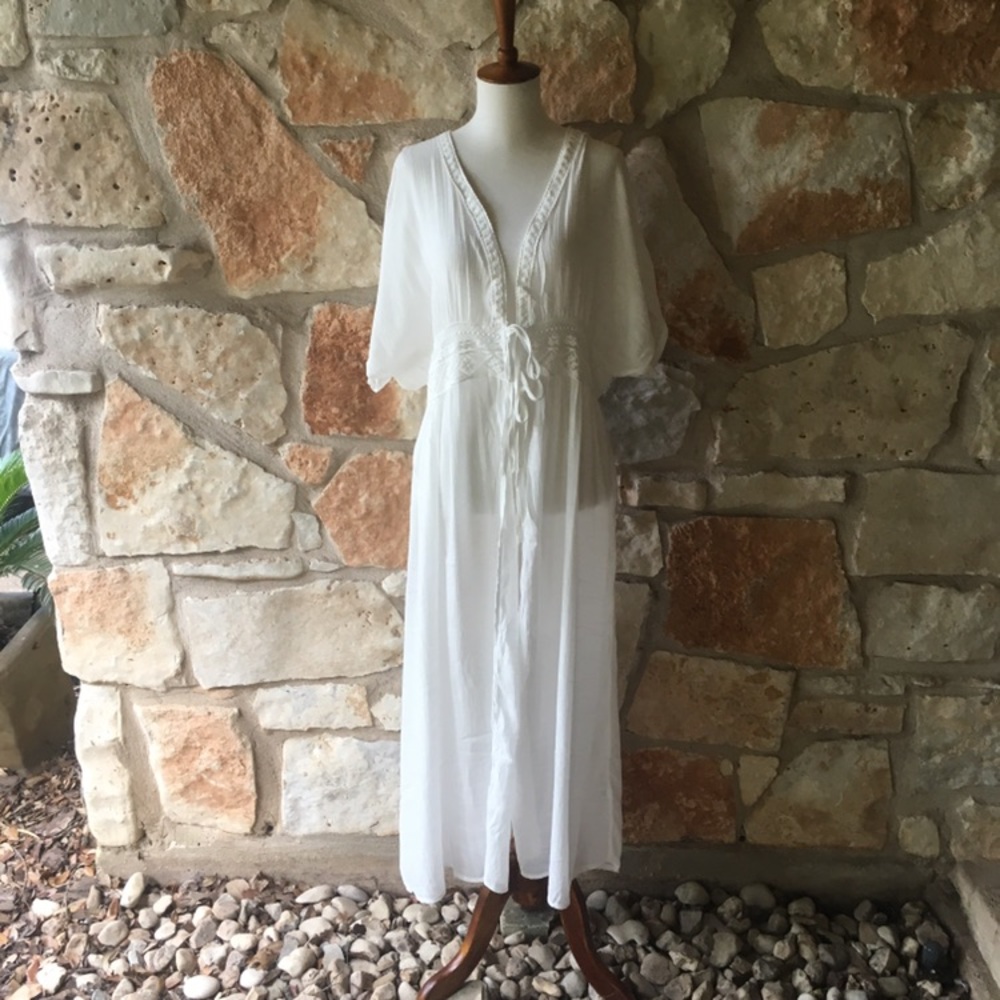 5⭐️Fave White Crochet Lace Kimono Duster - Picture 5 of 6